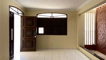 WhatsApp Image 2025-10-08 at 08.12.04 2.jpeg